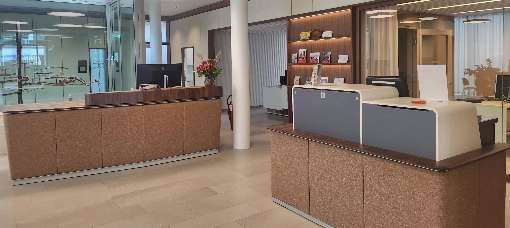 Images 1-5: This project proves that veneer doesn't just look great on large surfaces: 150 square metres of American walnut add a very special touch to the Raiffeisenbank Therwil. Photos: Images 2025 � Raiffeisenbank Leimental, Zwicky Carpentry